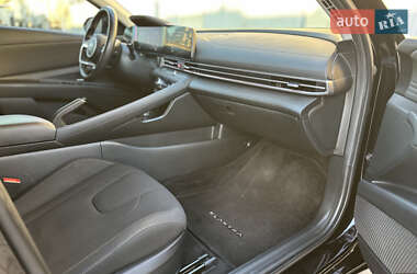 Седан Hyundai Elantra 2023 в 