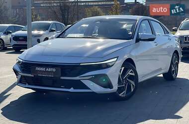 Hyundai Elantra 2025