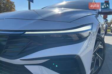 Седан Hyundai Elantra 2025 в 