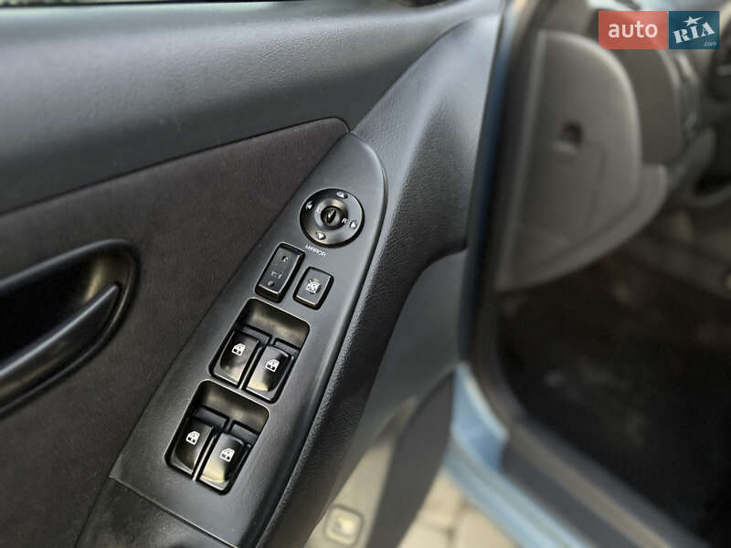 Седан Hyundai Elantra 2007 в Тернополе фото 28 Седан Hyundai Elantra 2007 в Тернополе