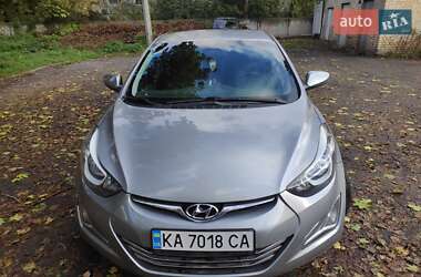 Седан Hyundai Elantra 2015 в 