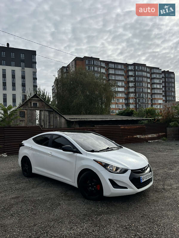 Седан Hyundai Elantra 2015 в Запорожье