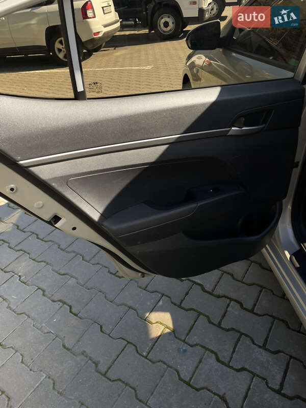 Седан Hyundai Elantra 2018 в Одесі фото 16 Седан Hyundai Elantra 2018 в Одесі