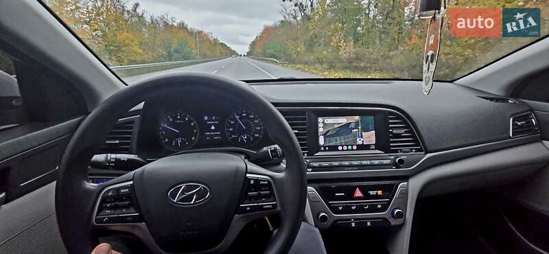 Седан Hyundai Elantra 2018 в Виннице