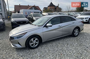 Седан Hyundai Elantra 2020 в 