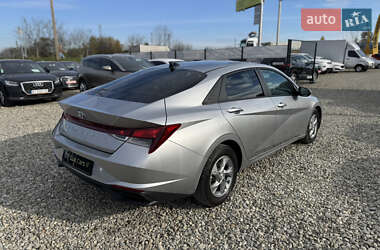 Седан Hyundai Elantra 2020 в 