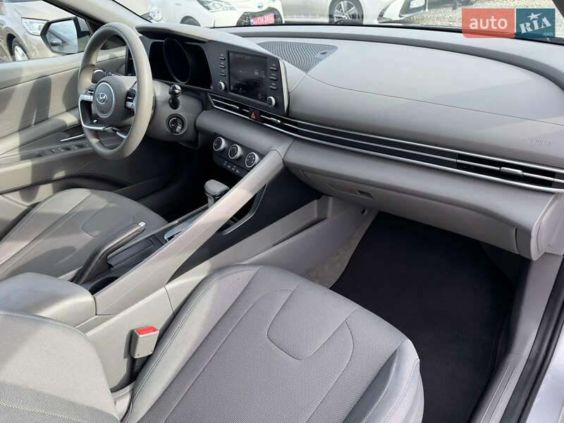 Седан Hyundai Elantra 2020 в Ивано-Франковске фото 28 Седан Hyundai Elantra 2020 в Ивано-Франковске