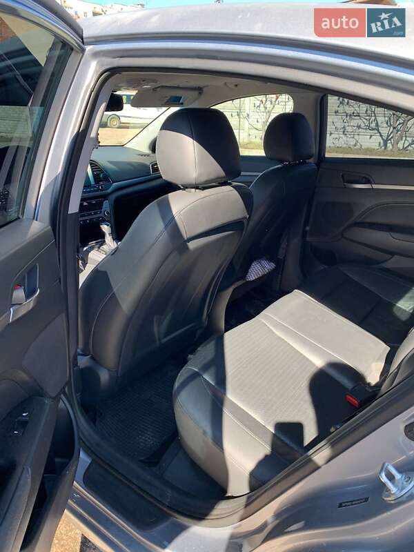 Седан Hyundai Elantra 2016 в Глевахе фото 9 Седан Hyundai Elantra 2016 в Глевахе