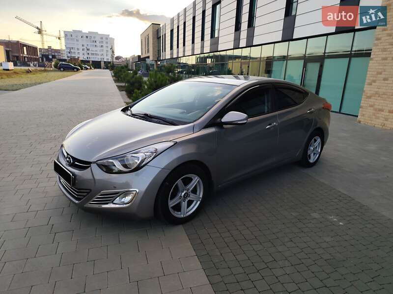 Седан Hyundai Elantra 2012 в Киеве фото 2 Седан Hyundai Elantra 2012 в Киеве