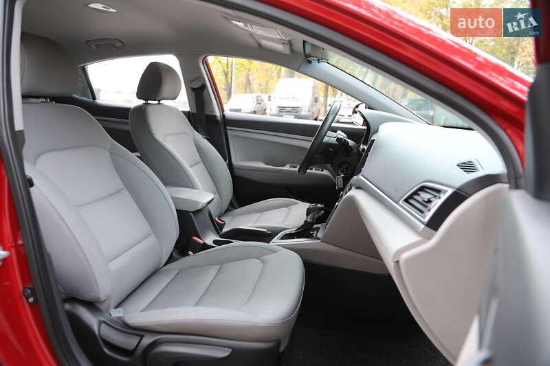 Седан Hyundai Elantra 2016 в Харькове фото 10 Седан Hyundai Elantra 2016 в Харькове