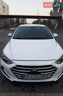 Hyundai Elantra 2017