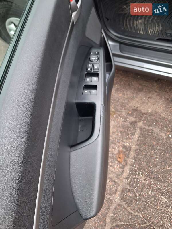 Седан Hyundai Elantra 2017 в Кропивницькому фото 3 Седан Hyundai Elantra 2017 в Кропивницькому