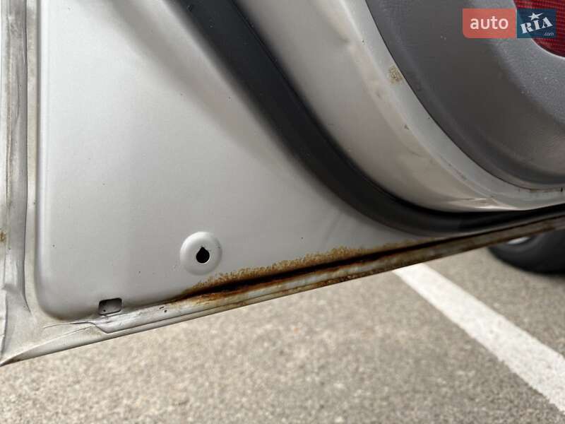 Седан Hyundai Elantra 2006 в Киеве