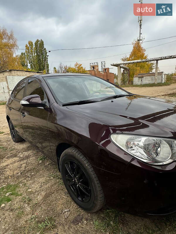 Седан Hyundai Elantra 2011 в Харькове фото 2 Седан Hyundai Elantra 2011 в Харькове