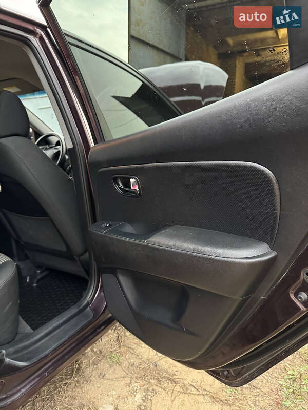 Седан Hyundai Elantra 2011 в Харькове фото 17 Седан Hyundai Elantra 2011 в Харькове