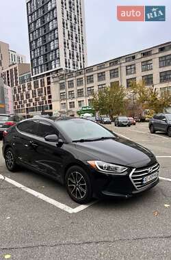 Седан Hyundai Elantra 2016 в Киеве