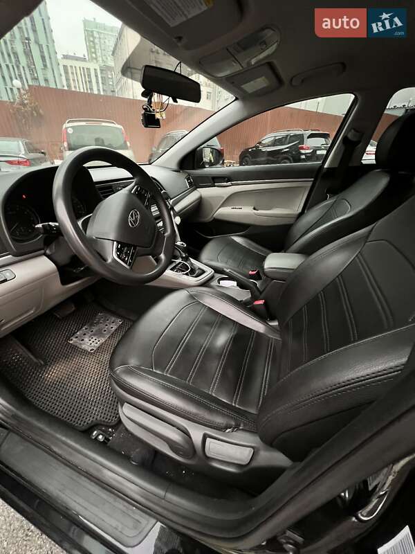 Седан Hyundai Elantra 2016 в Києві фото 15 Седан Hyundai Elantra 2016 в Києві