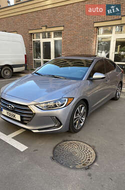 Седан Hyundai Elantra 2016 в  фото 3 Седан Hyundai Elantra 2016 в
