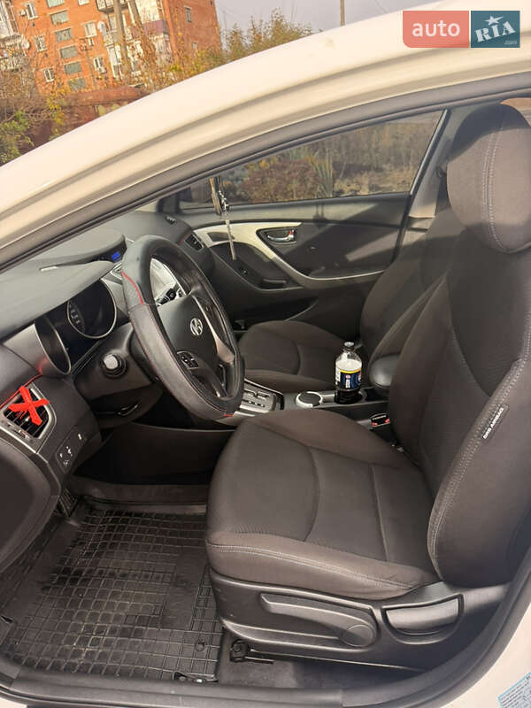 Седан Hyundai Elantra 2012 в Кобеляках фото 6 Седан Hyundai Elantra 2012 в Кобеляках