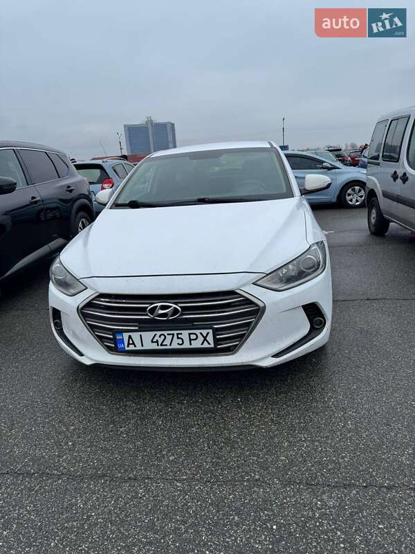 Hyundai Elantra 2018