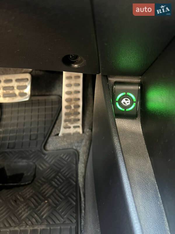 Седан Hyundai Elantra 2011 в Киеве