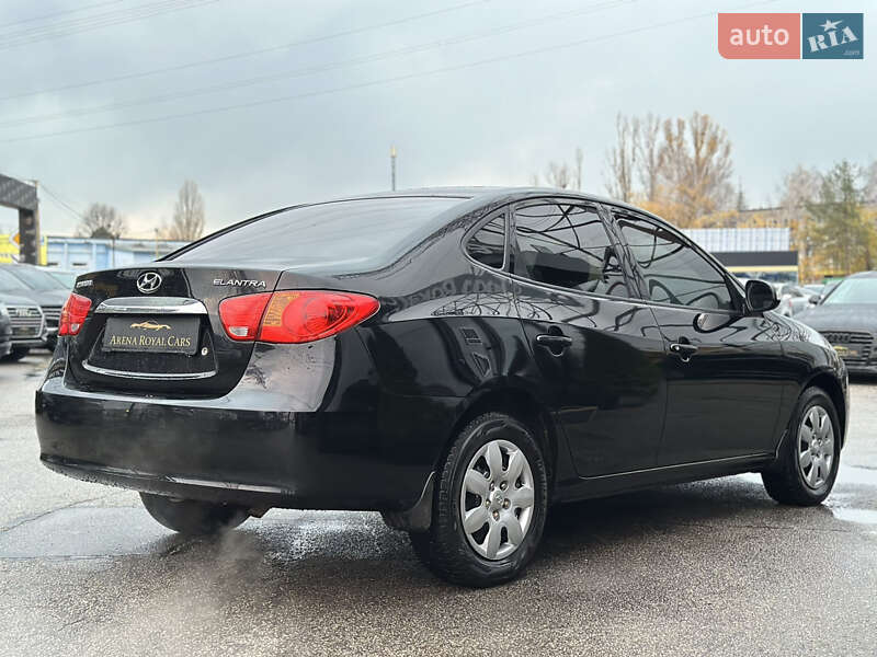 Седан Hyundai Elantra 2011 в Харькове фото 10 Седан Hyundai Elantra 2011 в Харькове