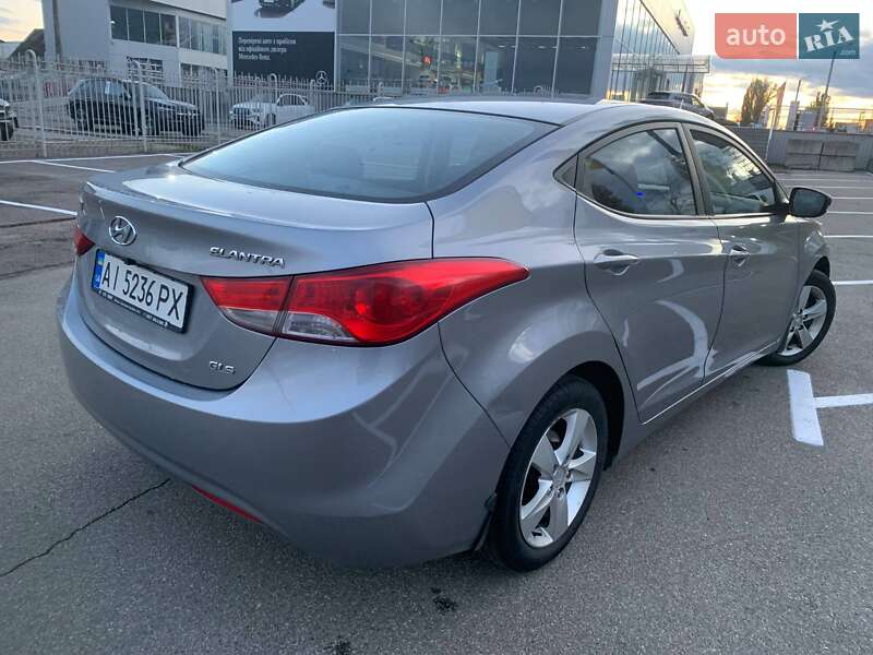 Седан Hyundai Elantra 2013 в Киеве фото 9 Седан Hyundai Elantra 2013 в Киеве