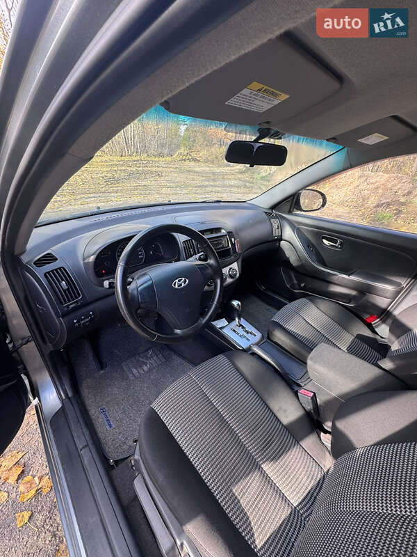 Седан Hyundai Elantra 2010 в Харкові фото 19 Седан Hyundai Elantra 2010 в Харкові