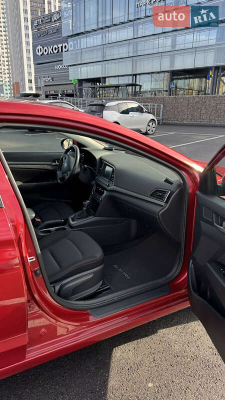 Седан Hyundai Elantra 2016 в Києві фото 20 Седан Hyundai Elantra 2016 в Києві