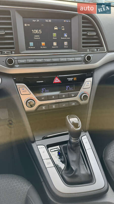 Седан Hyundai Elantra 2016 в Києві фото 27 Седан Hyundai Elantra 2016 в Києві