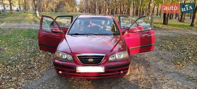 Хэтчбек Hyundai Elantra 2006 в Кривом Роге
