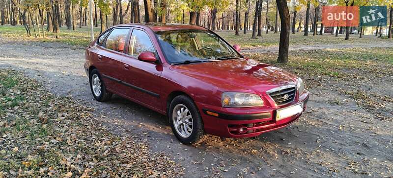 Хэтчбек Hyundai Elantra 2006 в Кривом Роге