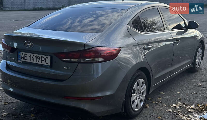 Седан Hyundai Elantra 2016 в Киеве фото 7 Седан Hyundai Elantra 2016 в Киеве