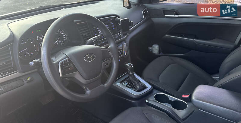 Седан Hyundai Elantra 2016 в Киеве фото 9 Седан Hyundai Elantra 2016 в Киеве