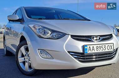 Седан Hyundai Elantra 2013 в Виннице