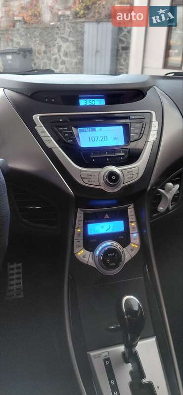 Седан Hyundai Elantra 2012 в Кропивницькому фото 57 Седан Hyundai Elantra 2012 в Кропивницькому