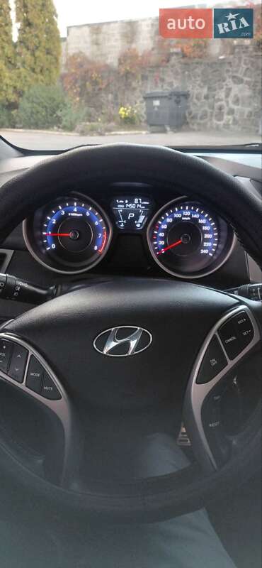 Седан Hyundai Elantra 2012 в Кропивницькому фото 61 Седан Hyundai Elantra 2012 в Кропивницькому