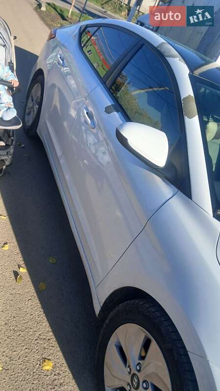 Седан Hyundai Elantra 2016 в Одессе фото 4 Седан Hyundai Elantra 2016 в Одессе
