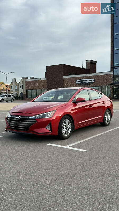 Седан Hyundai Elantra 2020 в Киеве