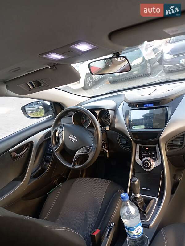 Седан Hyundai Elantra 2012 в Виннице фото 17 Седан Hyundai Elantra 2012 в Виннице