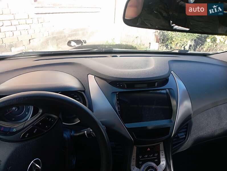 Седан Hyundai Elantra 2012 в Виннице фото 22 Седан Hyundai Elantra 2012 в Виннице
