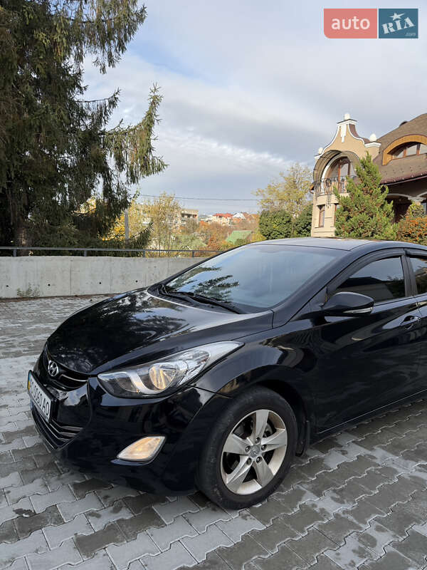 Седан Hyundai Elantra 2012 в Ужгороде фото 3 Седан Hyundai Elantra 2012 в Ужгороде