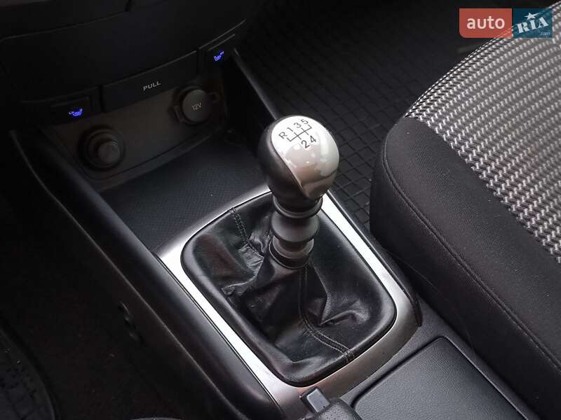 Седан Hyundai Elantra 2010 в Києві фото 19 Седан Hyundai Elantra 2010 в Києві