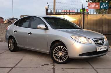 Седан Hyundai Elantra 2010 в Києві