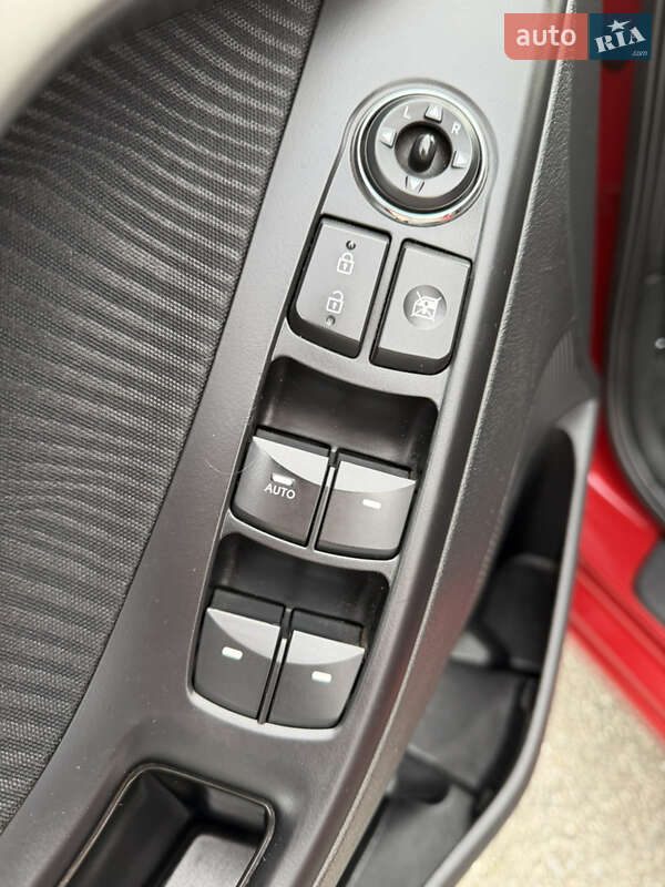 Седан Hyundai Elantra 2012 в Киеве фото 17 Седан Hyundai Elantra 2012 в Киеве