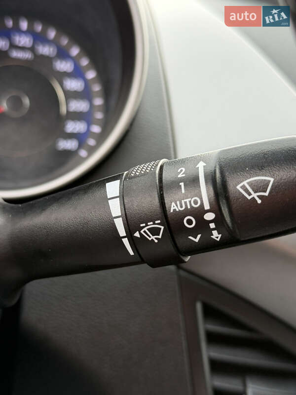 Седан Hyundai Elantra 2012 в Киеве фото 27 Седан Hyundai Elantra 2012 в Киеве