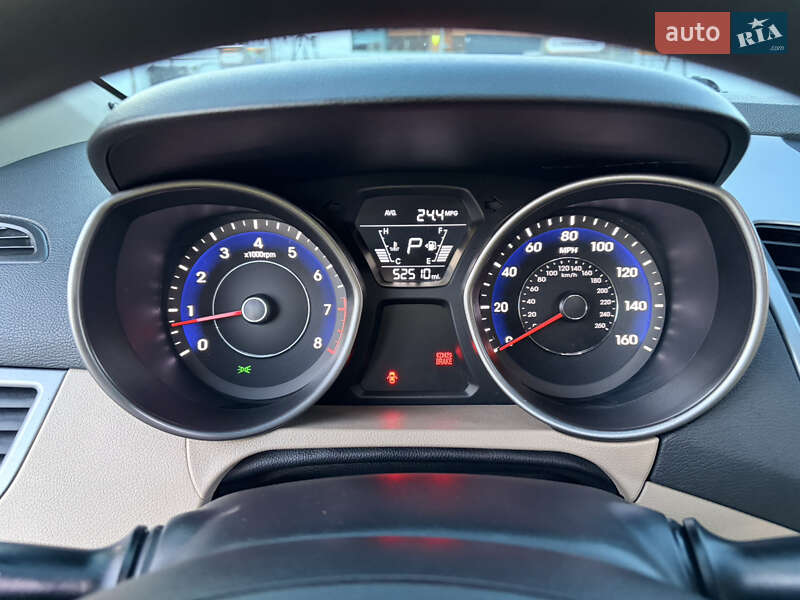 Седан Hyundai Elantra 2014 в Киеве фото 30 Седан Hyundai Elantra 2014 в Киеве