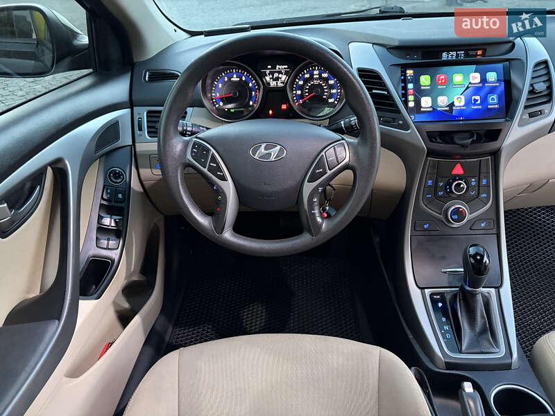 Седан Hyundai Elantra 2014 в Киеве фото 34 Седан Hyundai Elantra 2014 в Киеве