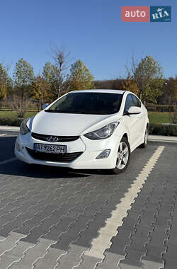 Седан Hyundai Elantra 2012 в Ирпене