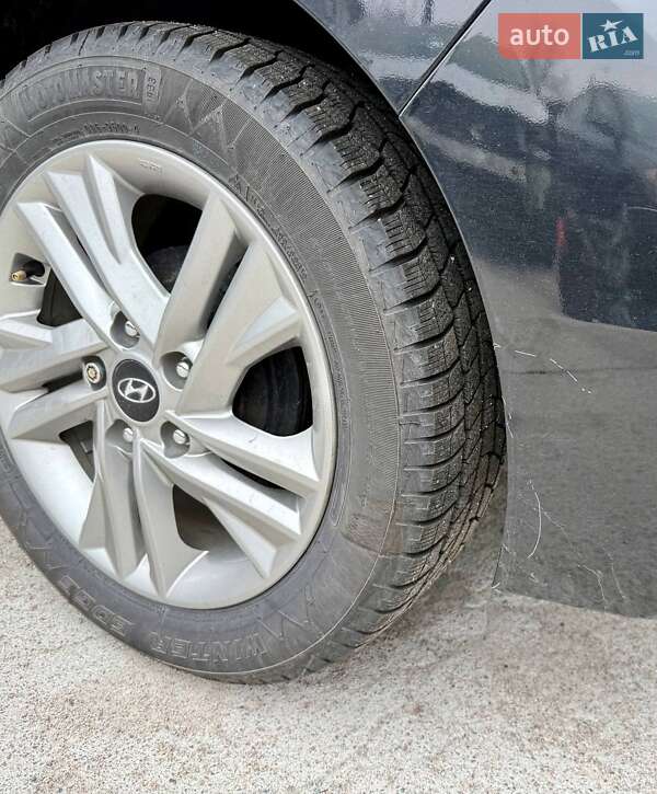 Седан Hyundai Elantra 2019 в Киеве фото 10 Седан Hyundai Elantra 2019 в Киеве